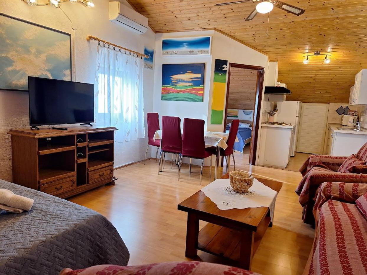 Apartments Alex Rovinj Extérieur photo