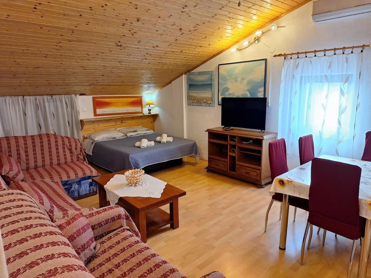 Apartments Alex Rovinj Chambre photo